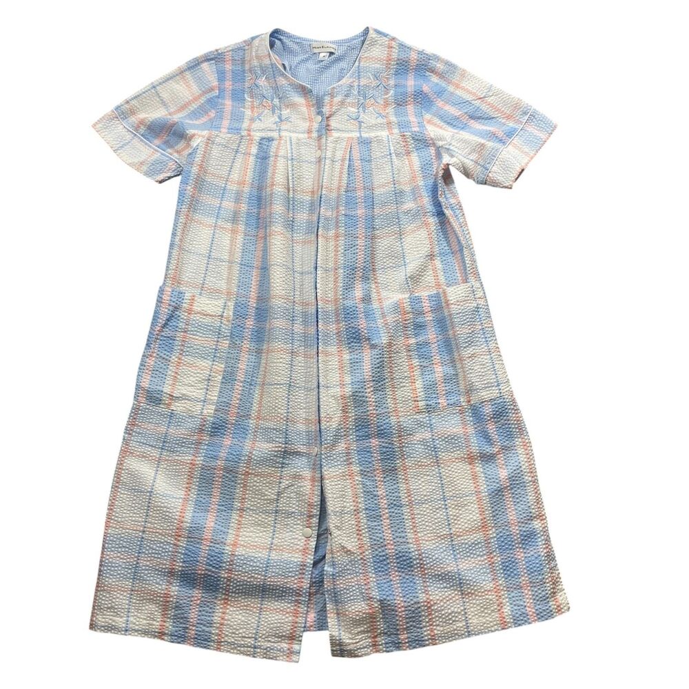 Miss Elaine Robe Medium Full Snap Plaid Searsucker Embroidered Cotton Blend